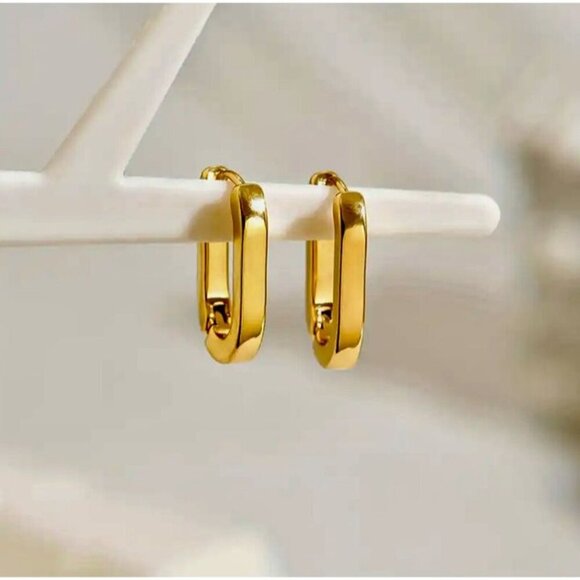Modern Irregular Gold Loop Earrings - Picture 3 of 4